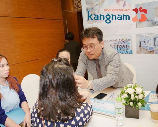 Độn cằm tự thân Kangnam 2